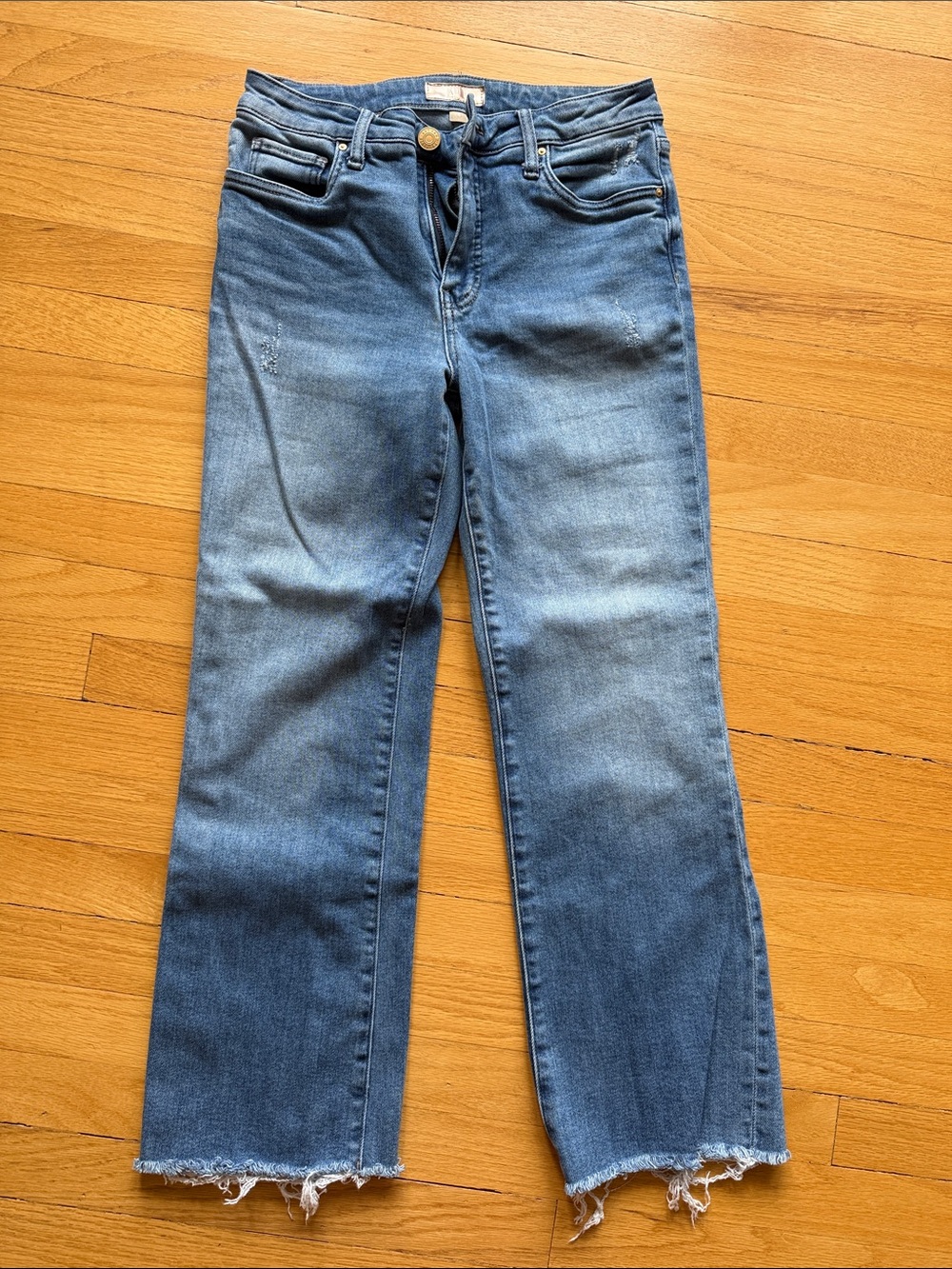 Kut from the Kloth Faded Blue Wide-Leg Jeans with Frayed Hem